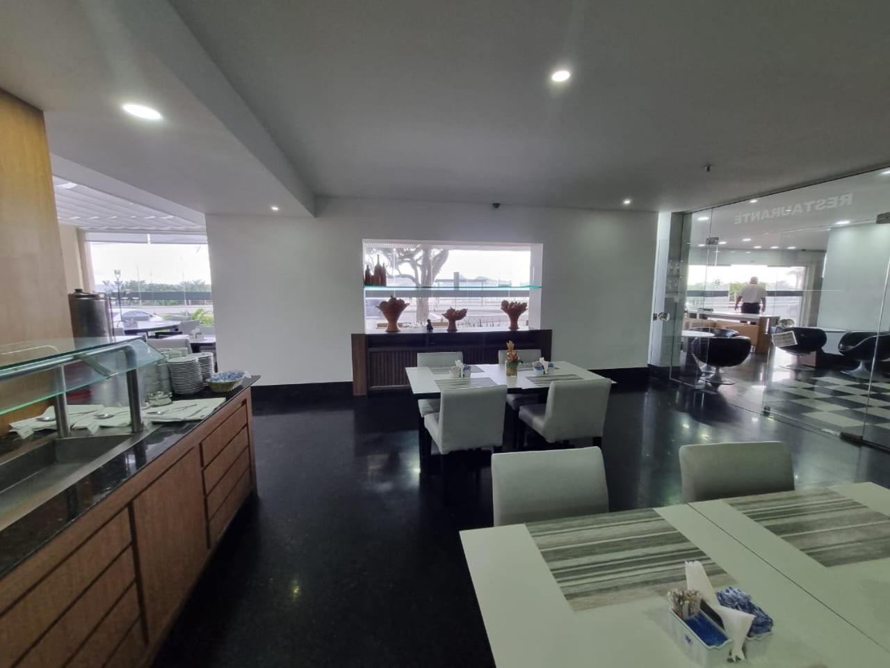 Tropical Barra Hotel 4*
