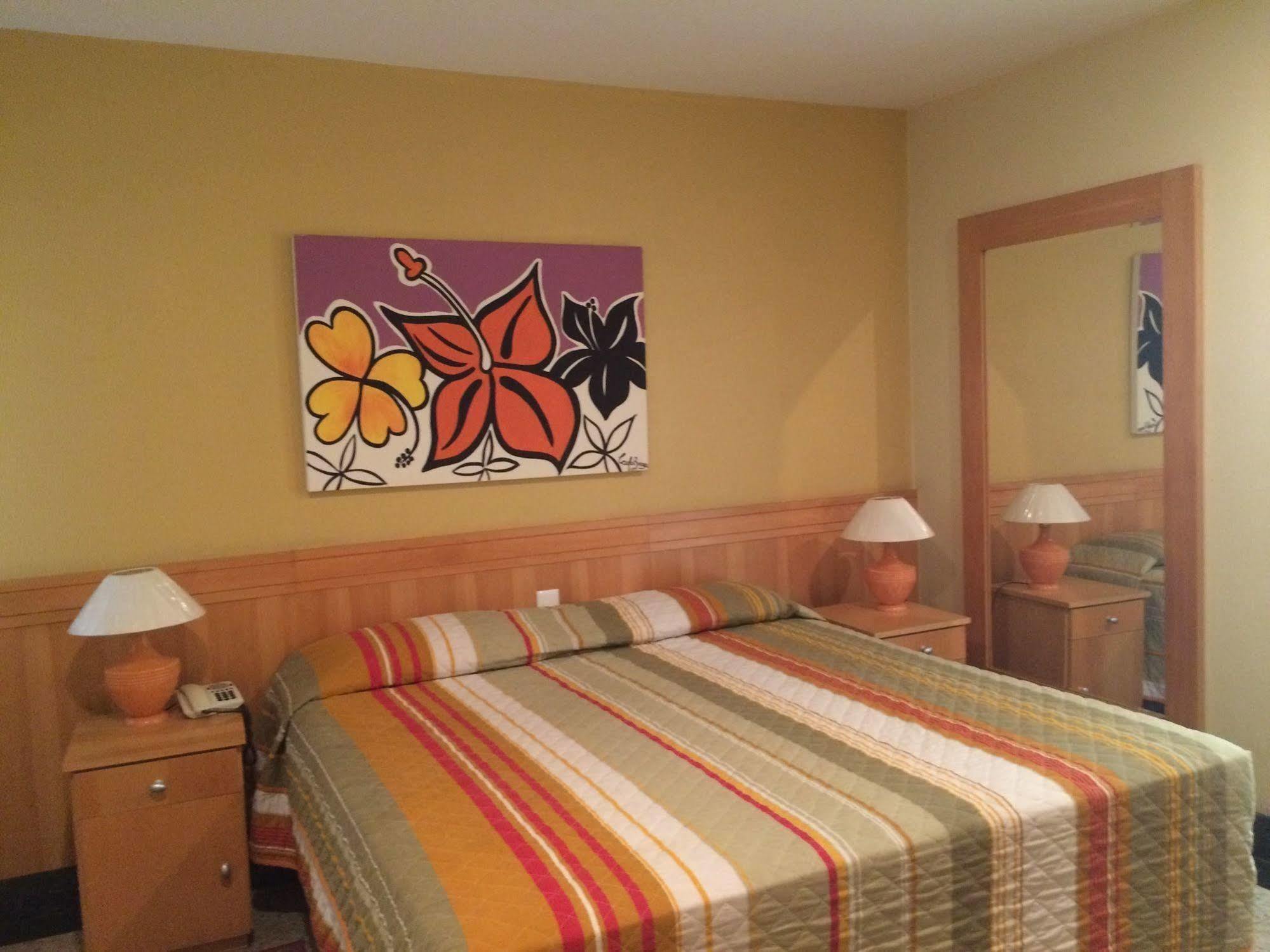 Tropical Barra Hotel 4*